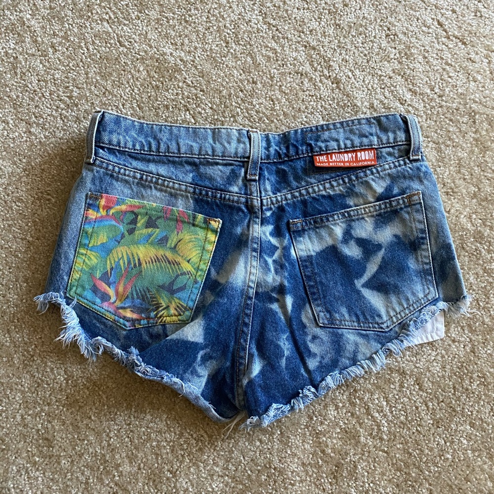 Cute Mini Shorts - image 1